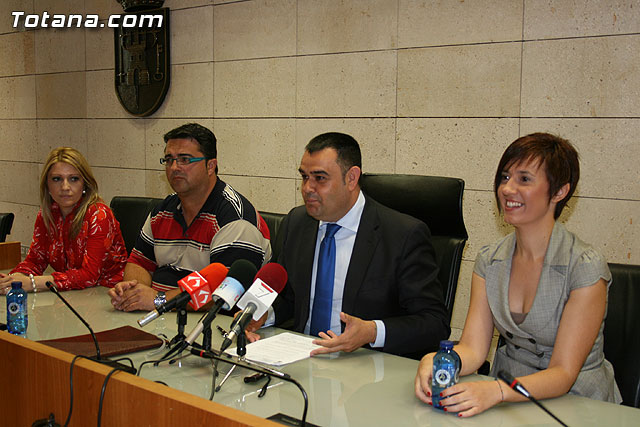 El alcalde reorganiza el equipo de Gobierno - 2