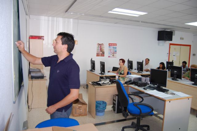 Continúan los cursos tecnológicos gratuitos y presenciales de Las Torres Digital - 2, Foto 2