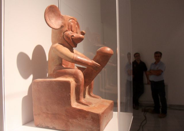 Nadin Ospina, artista pop colombiano, presenta Tierras Colombianas en la sección de arte del festival La Mar de Músicas en Cartagena - 2, Foto 2