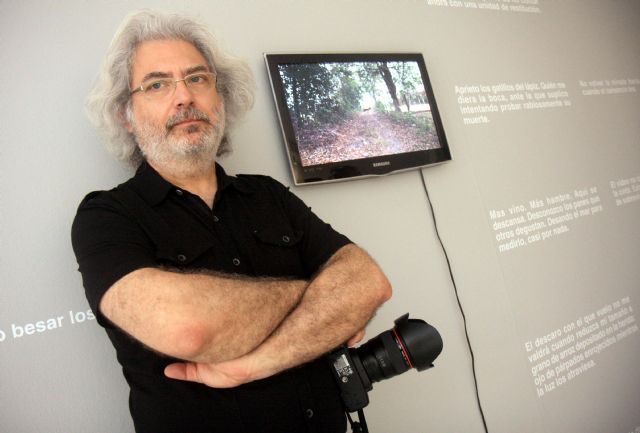 El polifacético Javier Codesal muestra en La Mar de Músicas una reflexión sobre la violencia y sus consecuencias en Colombia - 1, Foto 1