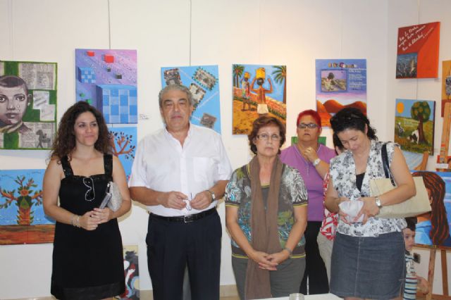 Inaugurada la exposición sobre Miguel Hernández elaborada por alumnos de PROMETEO - 4, Foto 4