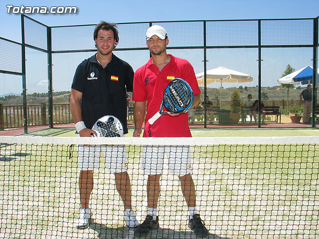 Un total de 24 parejas han participado en el II torneo de pdel 