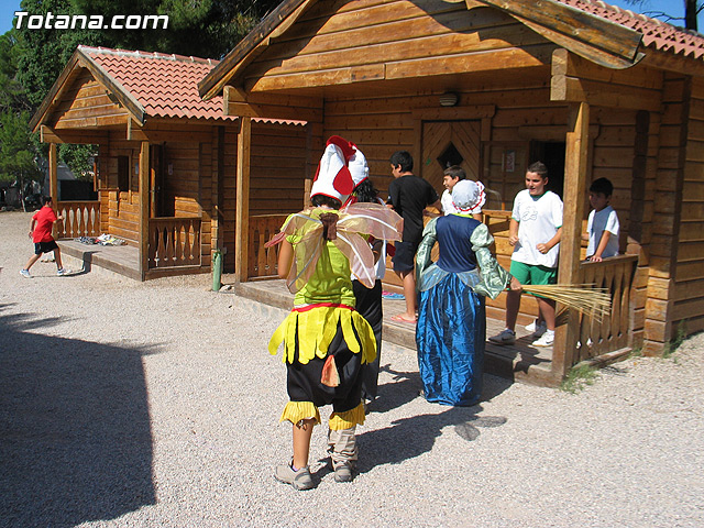 Un total de 300 niños y jvenes participan en los campamentos y escuelas de verano durante el mes de julio - 44