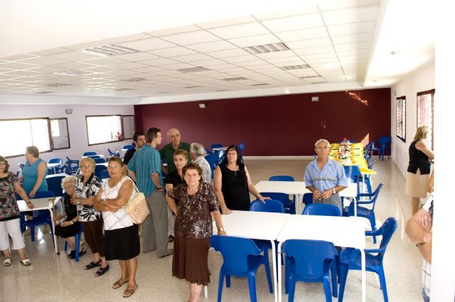 Los vecinos de la Urbanización Santiago ya tienen su nuevo local social - 2, Foto 2