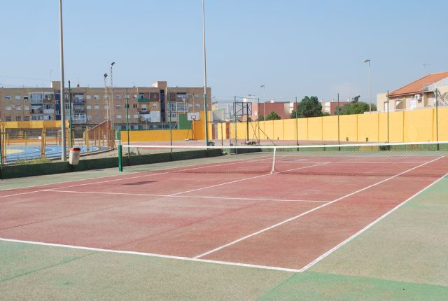 El Polideportivo Municipal contará con dos pistas de pádel - 1, Foto 1