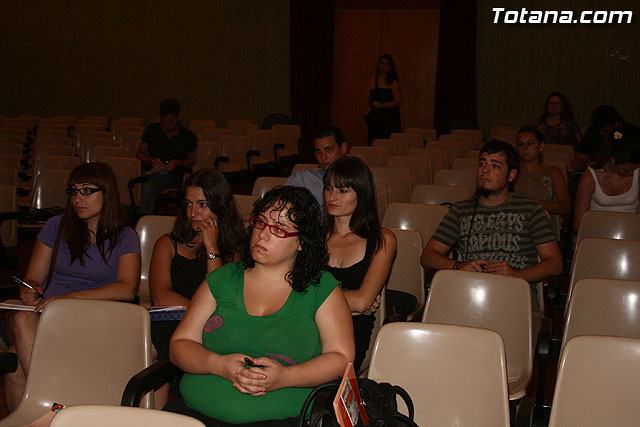 Ms de una veintena de alumnos participan en el curso de la Universidad Internacional del Mar 