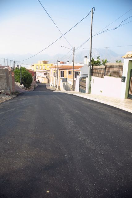 La concejala de Infraestructuras y Urbanismo pavimenta nueve calles del municipio, Foto 1