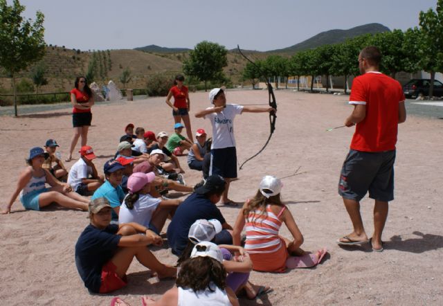 Puerto Lumbreras congrega a 60 jóvenes en el primer Campamento de verano del Cabezo la Jara destinado al aprendizaje de inglés - 3, Foto 3