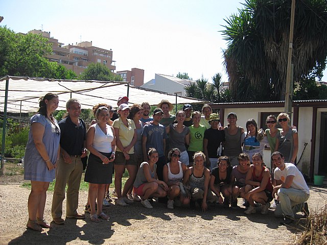 Jóvenes de diferentes comunidades participan en la conservación del litoral de Cartagena y el Mar Menor - 1, Foto 1