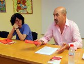 Miguel Snchez Robles present el poemario con el que gan el Premio Dionisia Garca de la Universidad de Murcia