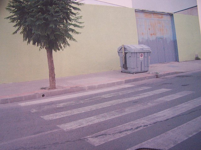 El PSOE denuncia que la eliminación de barreras arquitectónicas de La Viña lleva paralizada año y medio - 1, Foto 1