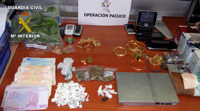 La Guardia Civil desmantela un clan familiar dedicado al tráfico de droga en el Mar Menor - 1, Foto 1