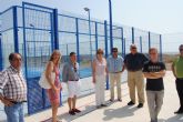 La Alcaldesa inaugura dos pistas de pdel y una polideportiva en La Manga