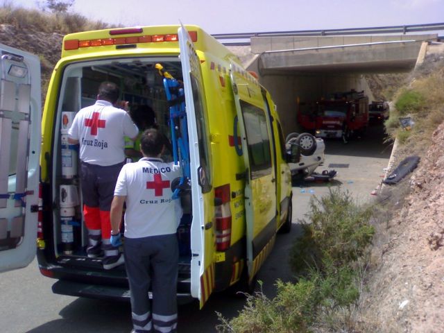 Intensa jornada de trabajo para el Equipo de Primera Intervención de Cruz Roja adscrito al Plan Copla 2010 del Ayuntamiento de Águilas - 1, Foto 1