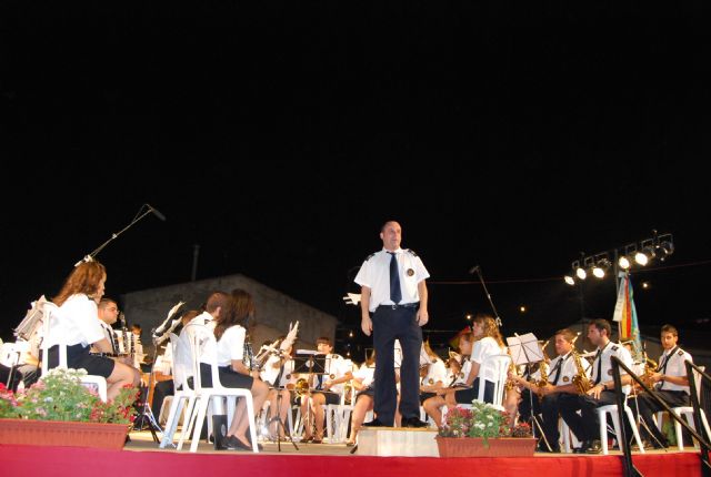 El XIII Festival de Bandas de Música congregó a un numeroso público en el recinto ferial de la pedanía de El Paretón, Foto 3