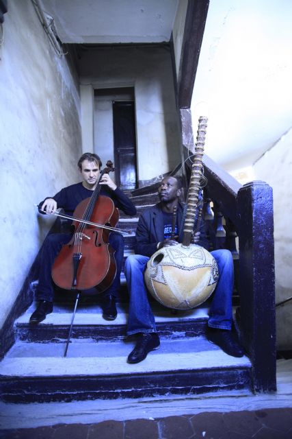 La kora de Balleke Sissoko y el chelo de Vincent Segal se juntan por vez primera en España dentro del festival La Mar de Músicas - 1, Foto 1