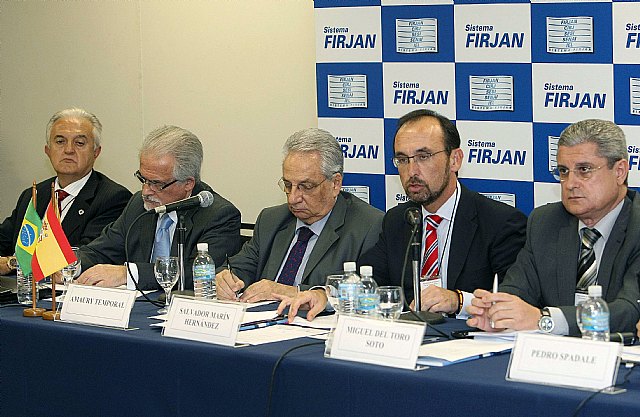Los representantes de los empresarios murcianos mantienen mesas de trabajo con la principal federación industrial de Río de Janeiro - 1, Foto 1