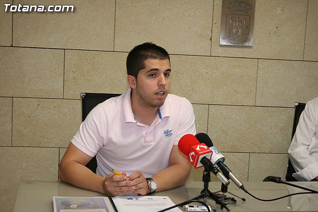 A total of 105 unemployed people will be hired by the city, Foto 3