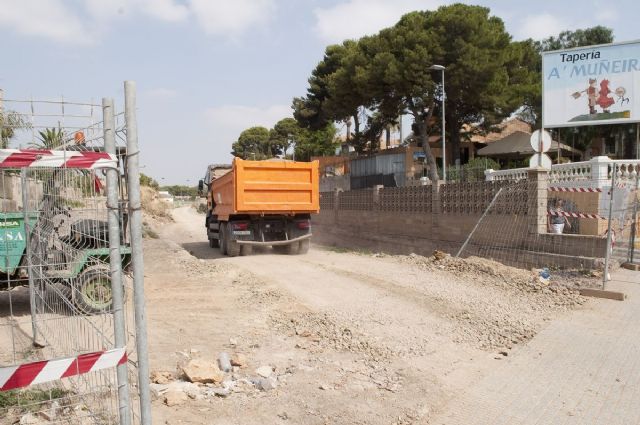 El relleno de la Vía Verde del Barrio Peral estará listo a finales de agosto - 1, Foto 1