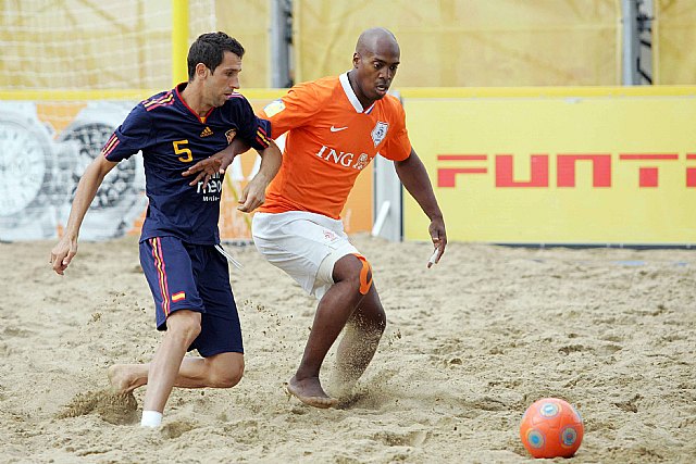 La selección española de fútbol playa debuta esta tarde ante Suiza - 2, Foto 2