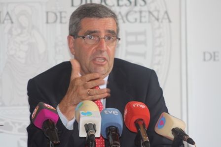 El Obispado presenta los nuevos Estatutos “Ad experimentum” de la Cofradía California de Cartagena - 1, Foto 1