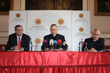 El Obispado presenta los nuevos Estatutos “Ad experimentum” de la Cofradía California de Cartagena - 2, Foto 2