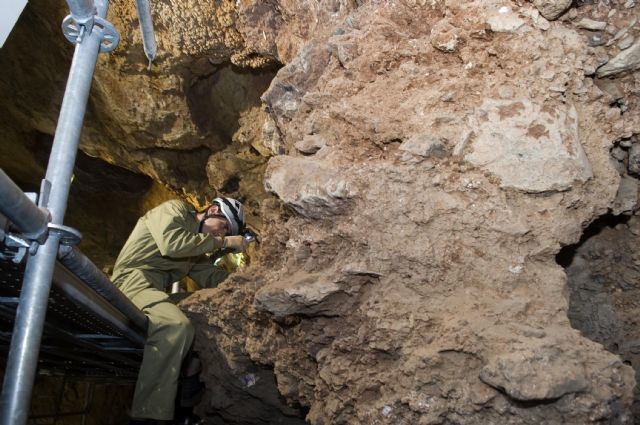 La alcaldesa anuncia una jornada de puertas abiertas en Cueva Victoria - 3, Foto 3