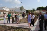 El parque Almansa recupera 3.000 metros de jardines y completa su permetro para disfrute pblico
