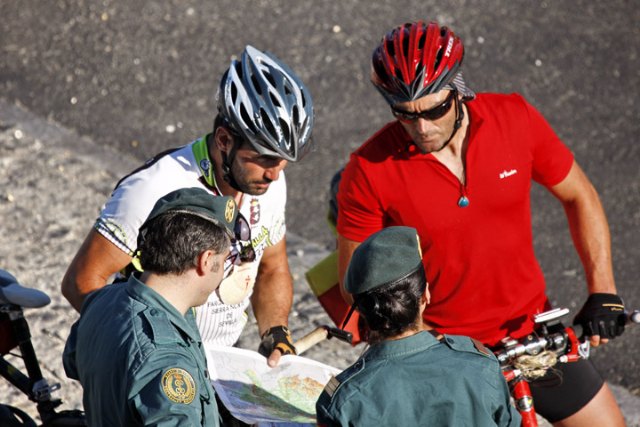 La Guardia Civil despliega un importante dispositivo para garantizar la seguridad en el Camino de Santiago - 2, Foto 2