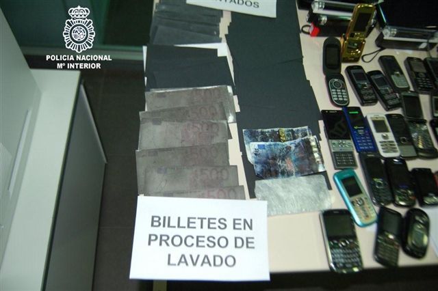 La Policía Nacional desarticula un grupo organizado dedicado a cometer estafas por la modalidad de whass-whass ó billetes tintados y falsificación de moneda - 2, Foto 2