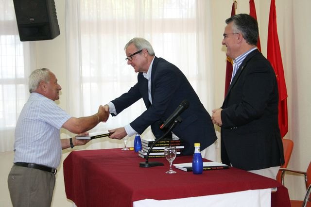 Ramón Luis Valcárcel presenta el libro 'Ayer y hoy de Gea y Truyols' - 1, Foto 1