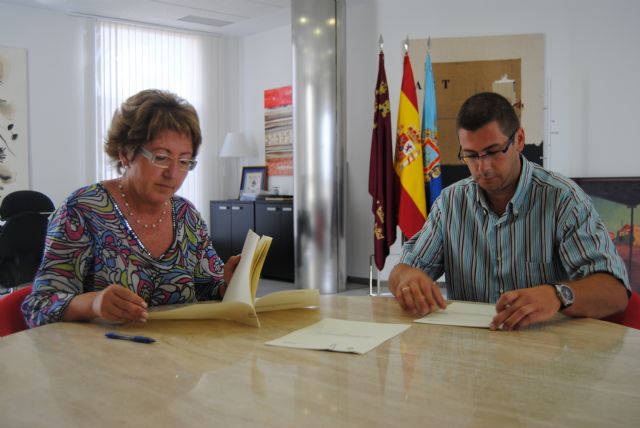 El ayuntamiento firma un convenio con el Consejo Local de la Juventud - 1, Foto 1