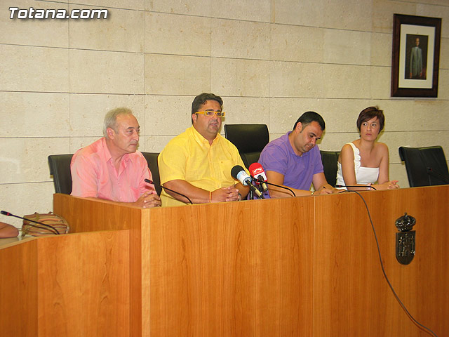 Autoridades municipales reciben a los siete niños saharauis y a las familias totaneras que los acogen durante los meses de julio y agosto - 18