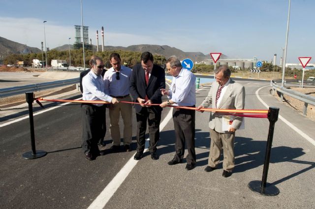 Se abre al tráfico la nueva rotonda de acceso al Valle de Escombras - 4, Foto 4