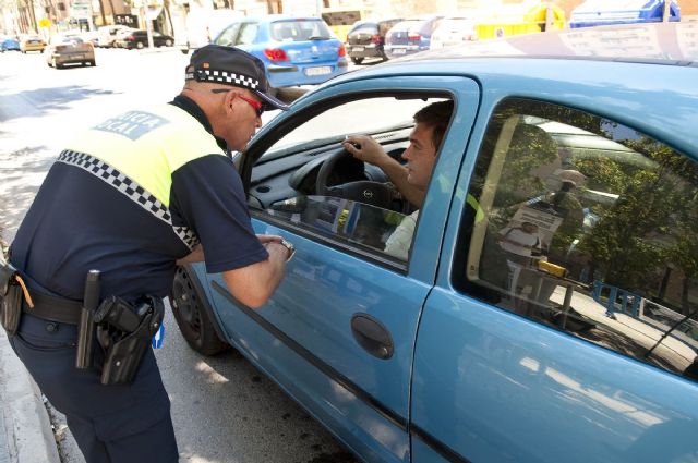 Policía Local e I.T.V. informan sobre cómo detectar un neumático en mal estado - 5, Foto 5
