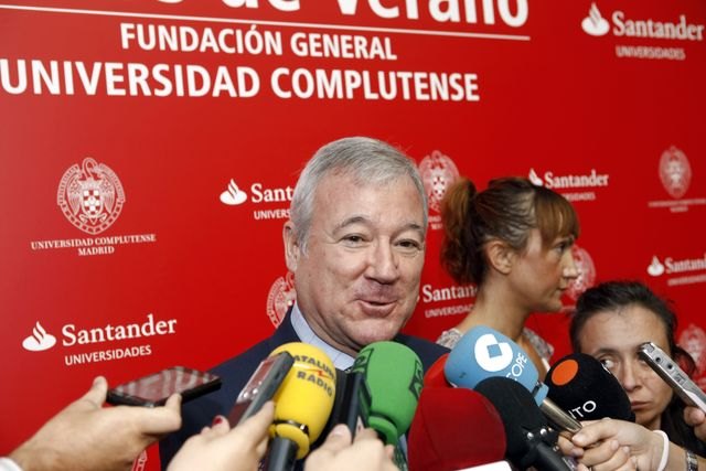 Valcárcel afirma que sólo desde la unidad y el desarrollo de instituciones fuertes se pueden afrontar los problemas reales de España - 1, Foto 1