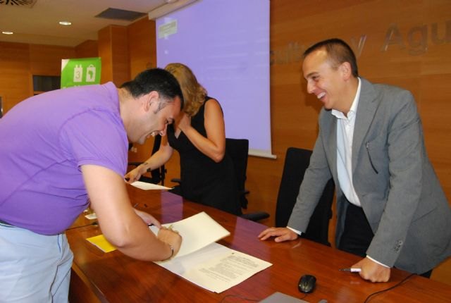 The city adheres to the collaboration agreement signed between the CARM and CROEM, Foto 1