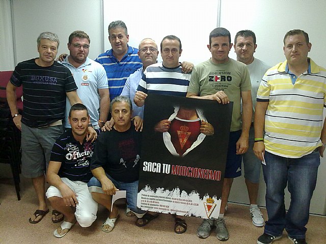 El el cartel de la campaña de abonados del Real Murcia viaja hasta Barqueros - 1, Foto 1