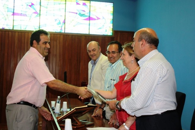 La consejera de Sanidad y Consumo preside la toma de posesión de 46 facultativos sanitarios del Servicio Murciano de Salud - 2, Foto 2