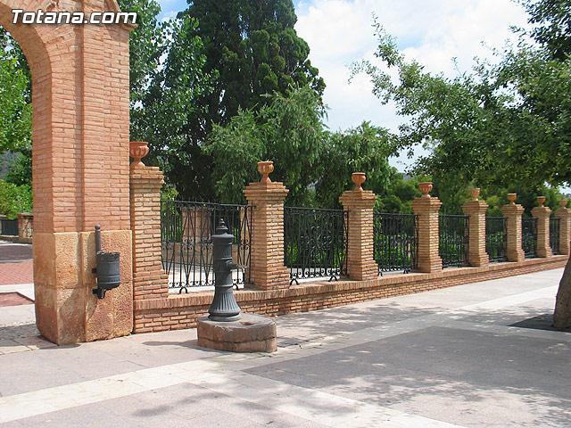 Autoridades municipales asisten a los actos organizados por la Asociacin de Hosteleros de Totana - 1