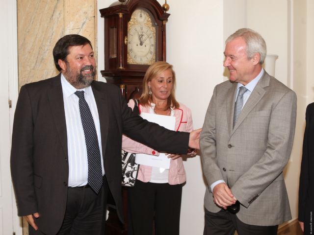Francisco Caamaño subraya que el acuerdo para transferir las competencias de Justicia a Murcia es bueno para esta región y para España - 1, Foto 1
