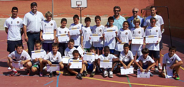 Clausurada la Escuela de Verano de Fútbol Sala - 1, Foto 1