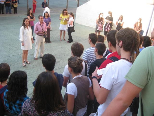 52 jóvenes murcianos parten a Reino Unido para aprender inglés con el programa municipal de Estancias Lingüísticas - 1, Foto 1