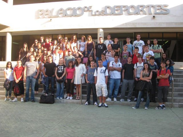 52 jóvenes murcianos parten a Reino Unido para aprender inglés con el programa municipal de Estancias Lingüísticas - 2, Foto 2