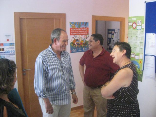 La Unidad de Trabajo Social de Cabezo de Torres atiende más de mil demandas en el primer semestre de 2010 - 1, Foto 1