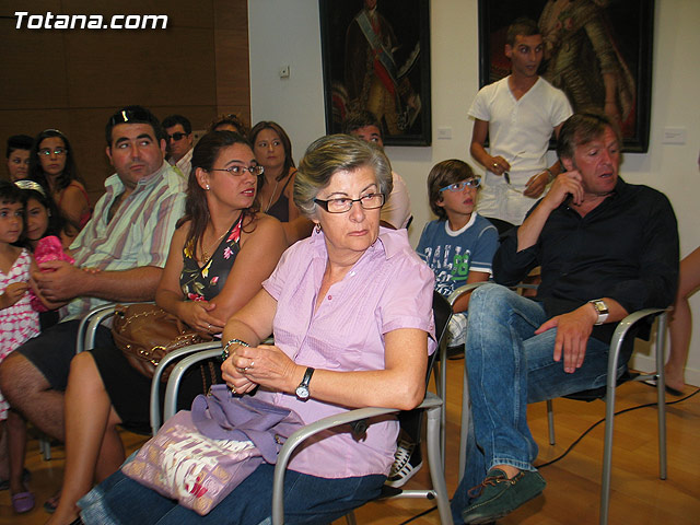 El concejal de Nuevas Tecnologas clausura el primer semestre de 2010 del proyecto RAITOTANA con la entrega de diplomas a los alumnos - 7