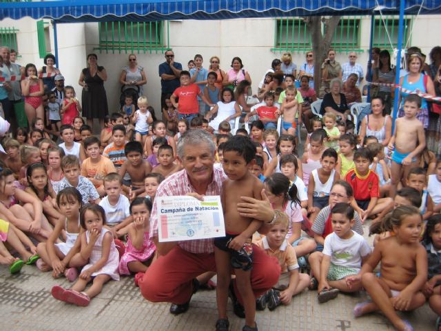 400 alumnos participaron en julio en los Cursos de Natación de la Casa de la Juventud - 1, Foto 1