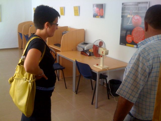 La concejal de Planificación y Desarrollo Sostenible visita el estado de las obras del nuevo Centro Social de la pedanía de el Raiguero Alto, Foto 2