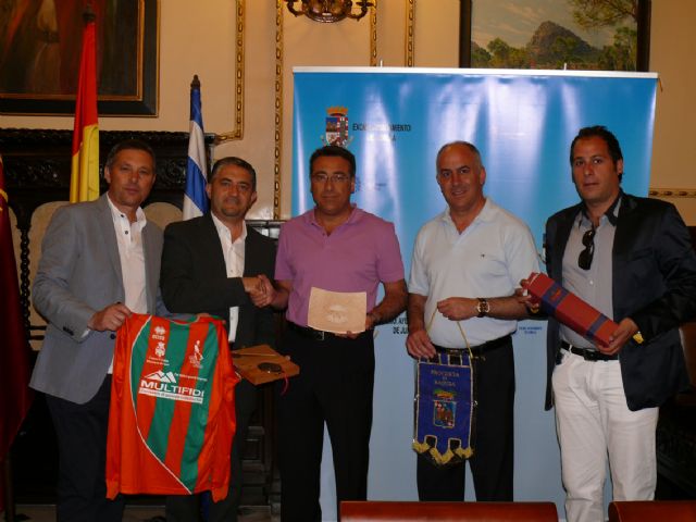Una delegación del ayuntamiento italiano de Comiso de Ragusa ha visitado Jumilla para iniciar los trámites de hermanamiento - 1, Foto 1