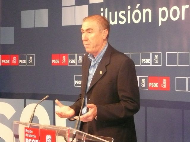 El PSOE denuncia que la mayor parte de las aulas-piloto del programa Aula XXI no se han equipado hasta el final de curso - 1, Foto 1